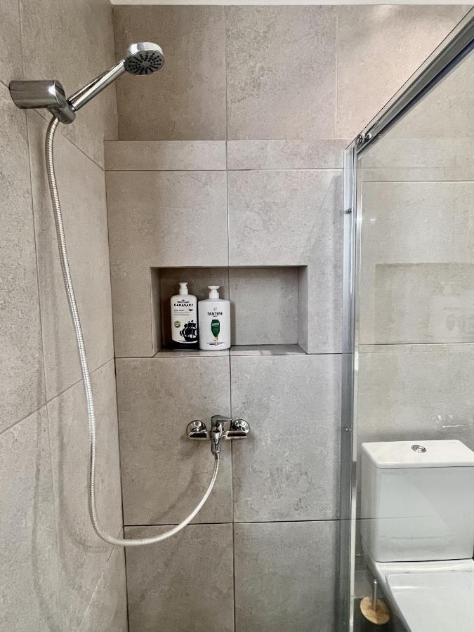 Chic Getaway Near Stavros Niarchos Apartment Athens Luaran gambar